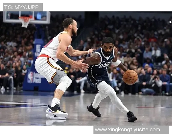 浓眉称赞克里斯蒂多才多艺自信心提升显著助力球队表现