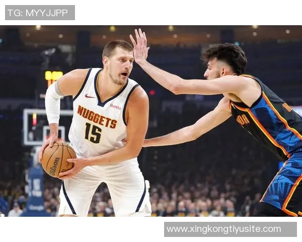 杨瀚森与约基奇抱怨裁判的相似之处引发热议