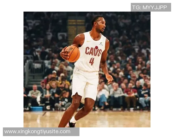 莫布里半场表现亮眼6中5砍下11分7篮板3助攻1抢断2盖帽正负值高达13 莫布里半场表现亮眼6中5砍下11分7篮板3助攻1抢断2盖帽正负值高达13